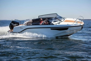 Silver Viper DC > Łódź motorowa motorówka kabinowa