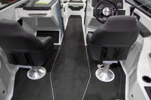 Silver Puma BR > Łódź motorowa motorówka bowrider