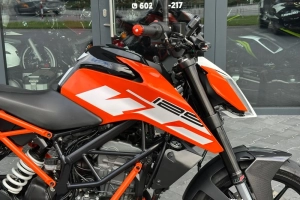KTM Duke