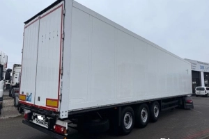 Schmitz Cargobull SKO24 IZOTERMA Naczepa Ciężarowa, OSIE SAF, PODNOSZONA OŚ, RAMA W OCYNKU, ŚCIANA 5,5CM