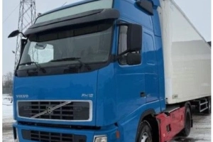 Volvo FH12 420 Standard Euro4 Manual , Spojlery Międzyosiowe