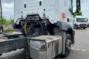 Mercedes-Benz Actros MP4